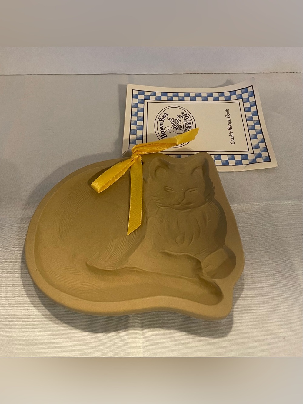 NWT Vintage 1992 Brown Bag Cookie Art Contented Cat mold - Hill Design